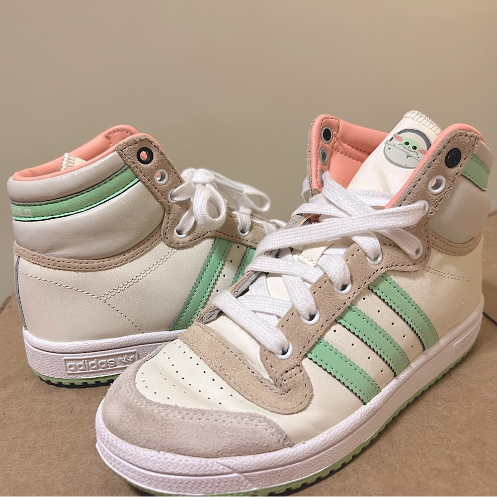 “The Child” Adidas basketball shoes. Size 2.5 youth